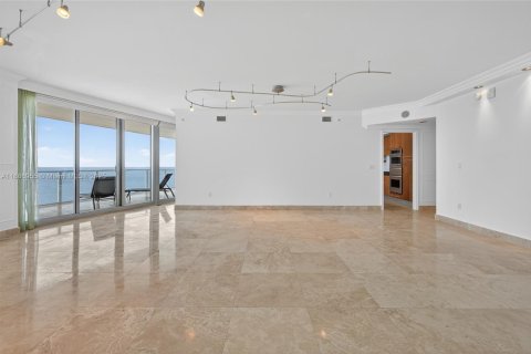 Condominio en venta en Hollywood, Florida, 4 dormitorios, 322 m2 № 2021608 - foto 2