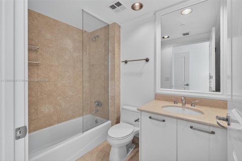 Condominio en venta en Hollywood, Florida, 4 dormitorios, 322 m2 № 2021608 - foto 30