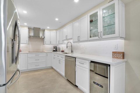 Купить кондоминиум в Бока-Ратон, Флорида 3 комнаты, 121.24м2, № 2083740 - фото 15