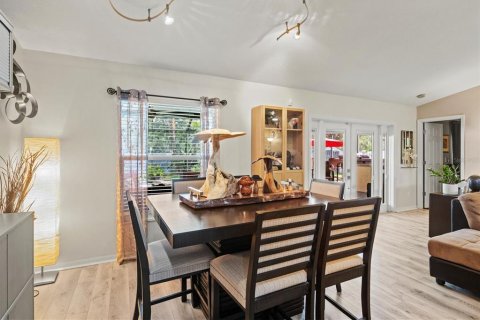 Casa en venta en Bradenton, Florida, 3 dormitorios, 139.63 m2 № 1907624 - foto 7