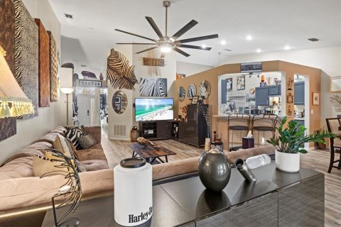 Casa en venta en Bradenton, Florida, 3 dormitorios, 139.63 m2 № 1907624 - foto 4