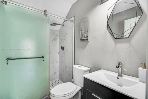 Villa ou maison à louer à Coconut Creek, Floride: 3 chambres, 163.14 m2 № 1940709 - photo 8