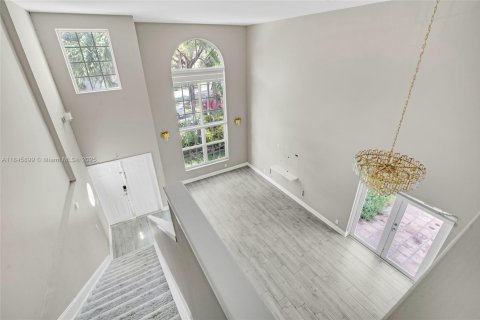 Villa ou maison à louer à Coconut Creek, Floride: 3 chambres, 163.14 m2 № 1940709 - photo 3