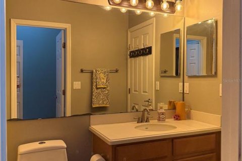 Touwnhouse à vendre à Winter Haven, Floride: 3 chambres, 131.83 m2 № 2389199 - photo 16