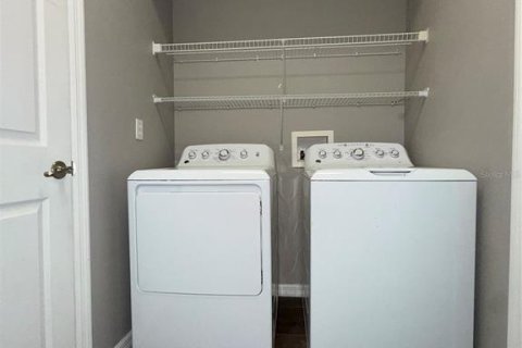 Touwnhouse à vendre à Winter Haven, Floride: 3 chambres, 131.83 m2 № 2389199 - photo 20