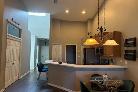 Touwnhouse à vendre à Winter Haven, Floride: 3 chambres, 131.83 m2 № 2389199 - photo 10