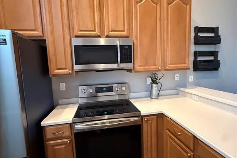 Touwnhouse à vendre à Winter Haven, Floride: 3 chambres, 131.83 m2 № 2389199 - photo 6