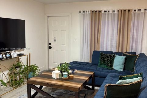 Immobilier commercial à vendre à Fort Lauderdale, Floride: 128.39 m2 № 1957165 - photo 17