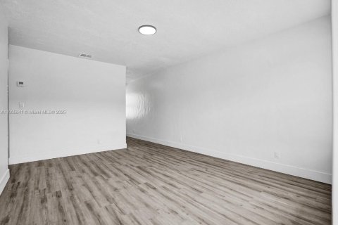 Immobilier commercial à vendre à Fort Lauderdale, Floride: 128.39 m2 № 1957165 - photo 10