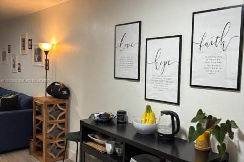 Immobilier commercial à vendre à Fort Lauderdale, Floride: 128.39 m2 № 1957165 - photo 18