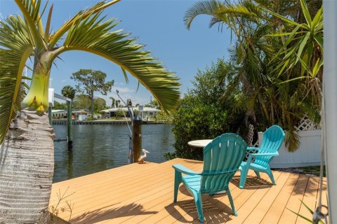 Casa en venta en Saint Petersburg, Florida, 2 dormitorios, 83.61 m2 № 1669875 - foto 17