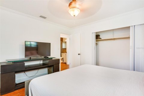 Casa en venta en Saint Petersburg, Florida, 2 dormitorios, 83.61 m2 № 1669875 - foto 8