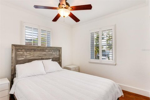 Casa en venta en Saint Petersburg, Florida, 2 dormitorios, 83.61 m2 № 1669875 - foto 9