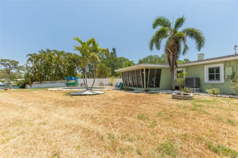 Casa en venta en Saint Petersburg, Florida, 2 dormitorios, 83.61 m2 № 1669875 - foto 15
