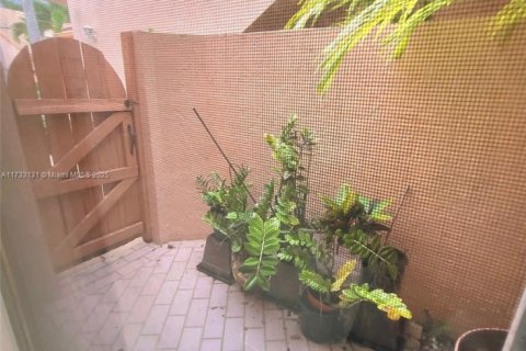 Condo in Boca Raton, Florida, 2 bedrooms  № 1812174 - photo 19