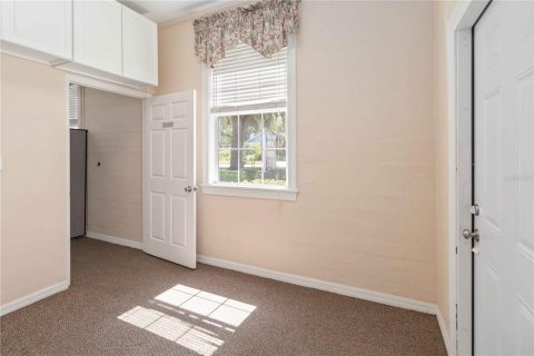 Propiedad comercial en venta en New Smyrna Beach, Florida № 1855976 - foto 17
