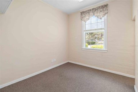 Propiedad comercial en venta en New Smyrna Beach, Florida № 1855976 - foto 18