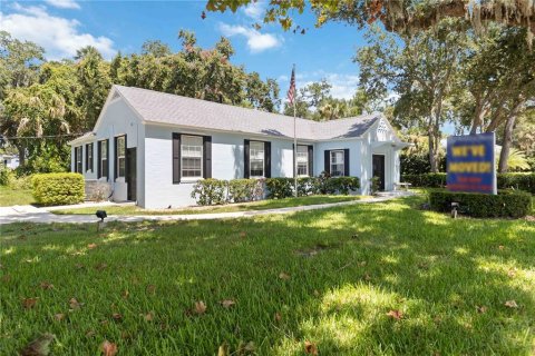 Propiedad comercial en venta en New Smyrna Beach, Florida № 1855976 - foto 1