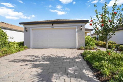 House in Sarasota, Florida 3 bedrooms, 115.66 sq.m. № 2225594 - photo 3