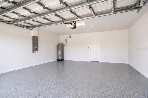 House in Sarasota, Florida 3 bedrooms, 115.66 sq.m. № 2225594 - photo 26