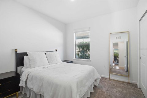 House in Sarasota, Florida 3 bedrooms, 115.66 sq.m. № 2225594 - photo 18