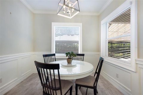 Casa en venta en Lakewood Ranch, Florida, 6 dormitorios, 362.23 m2 № 2235580 - foto 19