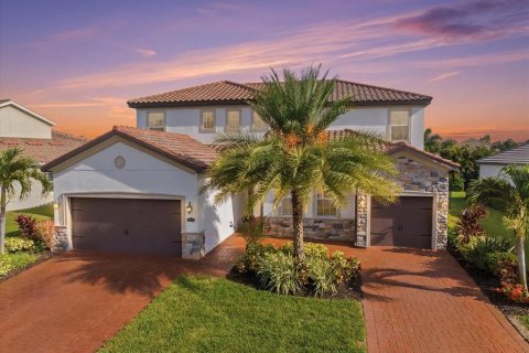 Casa en venta en Lakewood Ranch, Florida, 6 dormitorios, 362.23 m2 № 2235580 - foto 2