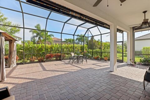 Casa en venta en Lakewood Ranch, Florida, 6 dormitorios, 362.23 m2 № 2235580 - foto 26