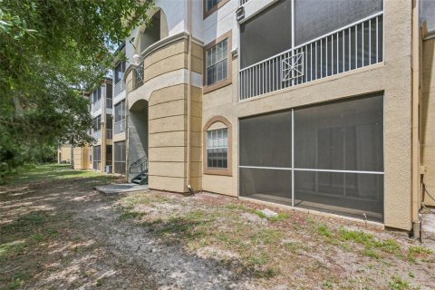 Condo in Tampa, Florida, 2 bedrooms  № 2092538 - photo 28