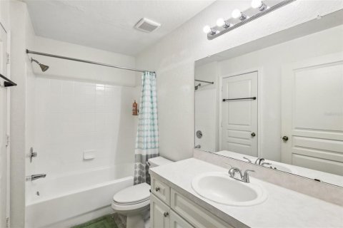 Condo in Tampa, Florida, 2 bedrooms  № 2092538 - photo 21
