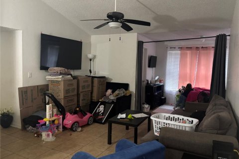 Condo in Orlando, Florida, 2 bedrooms № 2393958 - photo 6