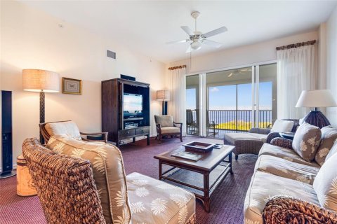 Condo in Fort Myers, Florida, 3 bedrooms № 2229333 - photo 5