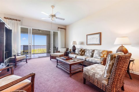 Condo in Fort Myers, Florida, 3 bedrooms № 2229333 - photo 6