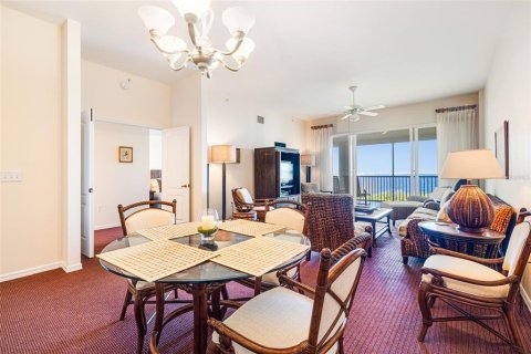 Condo in Fort Myers, Florida, 3 bedrooms № 2229333 - photo 15