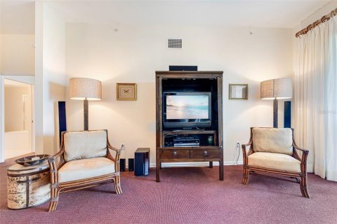 Condo in Fort Myers, Florida, 3 bedrooms № 2229333 - photo 7