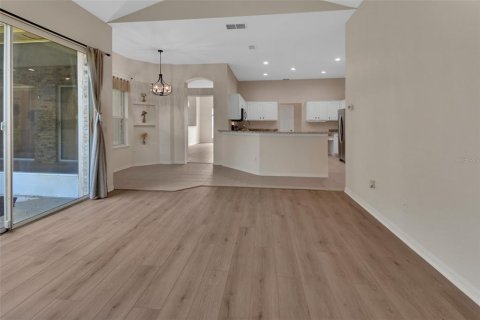 Villa ou maison à vendre à Deltona, Floride: 3 chambres, 206.52 m2 № 1903896 - photo 18
