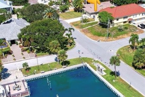Casa en alquiler en Belleair Beach, Florida, 4 dormitorios, 176.14 m2 № 1900214 - foto 24