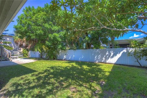 Casa en alquiler en Belleair Beach, Florida, 4 dormitorios, 176.14 m2 № 1900214 - foto 23