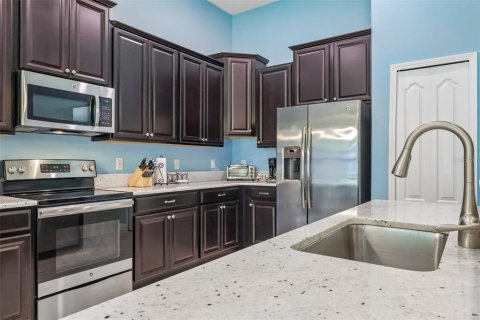 Villa ou maison à vendre à Davenport, Floride: 4 chambres, 221.2 m2 № 2149883 - photo 19