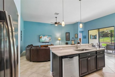 Villa ou maison à vendre à Davenport, Floride: 4 chambres, 221.2 m2 № 2149883 - photo 17