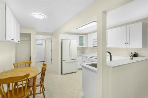 Villa ou maison à vendre à Palmetto, Floride: 5 chambres, 319.12 m2 № 2406421 - photo 28