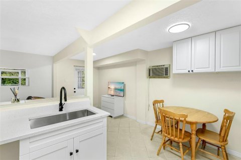 Villa ou maison à vendre à Palmetto, Floride: 5 chambres, 319.12 m2 № 2406421 - photo 29