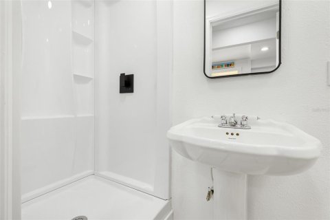 Villa ou maison à vendre à Palmetto, Floride: 5 chambres, 319.12 m2 № 2406421 - photo 26