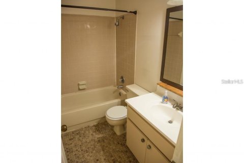Casa en venta en New Smyrna Beach, Florida, 3 dormitorios, 173.91 m2 № 2239759 - foto 6