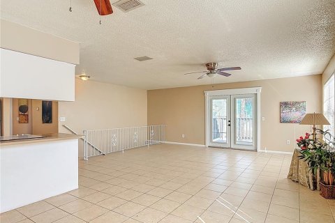 Casa en venta en New Smyrna Beach, Florida, 3 dormitorios, 173.91 m2 № 2239759 - foto 4