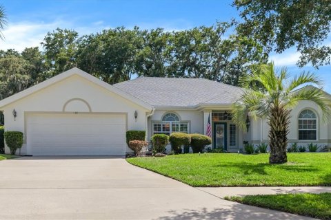House in Palm Coast, Florida 4 bedrooms, 226.96 sq.m. № 2196385 - photo 2