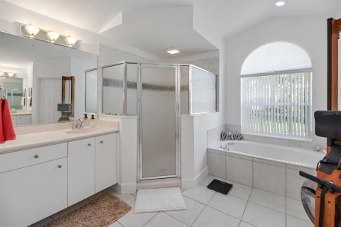 House in Palm Coast, Florida 4 bedrooms, 226.96 sq.m. № 2196385 - photo 13