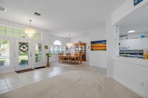 House in Palm Coast, Florida 4 bedrooms, 226.96 sq.m. № 2196385 - photo 7