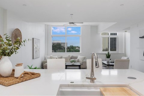 Copropriété à louer à Clearwater, Floride: 2 chambres, 135.45 m2 № 2399540 - photo 8