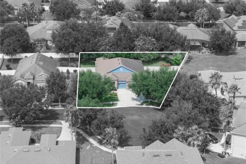 Casa en venta en Auburndale, Florida, 4 dormitorios, 213.4 m2 № 2296283 - foto 5